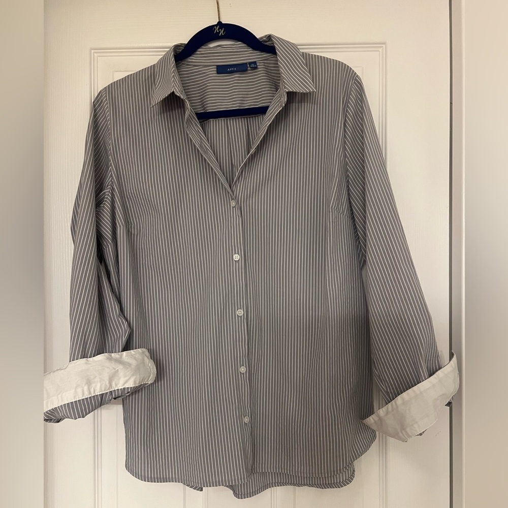 Grey Summer Striped Wrinkle Resistant Women’s Shirt